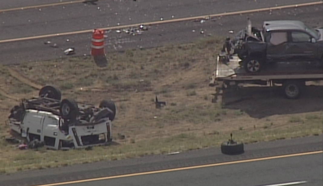 Crash Shuts Down I40 Eastbound:Two Adults And Two Children Killed