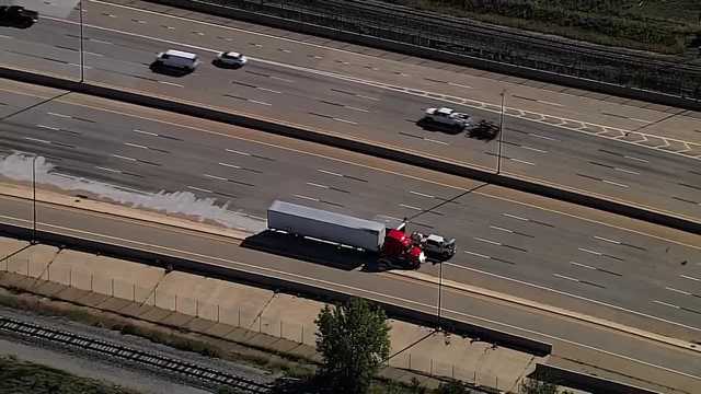 WB I-40 in OKC near Fort Smith junction closed due to oil spill