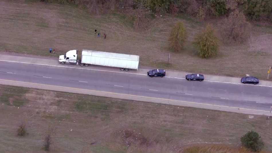 Truck driver suffers minor injuries in reported roadrage shooting