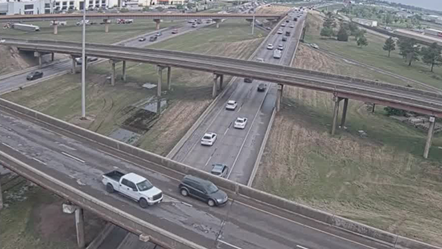Crash causes I-44 ramp to I-40 to close in OKC