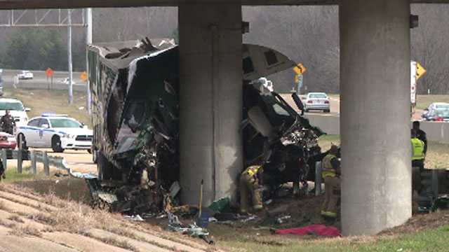 Truck Driver Killed In I 55 Crash Identified