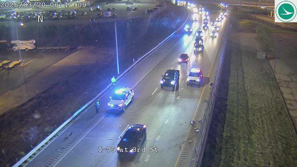Southbound lanes on I-75, at I-71, reopened after crash