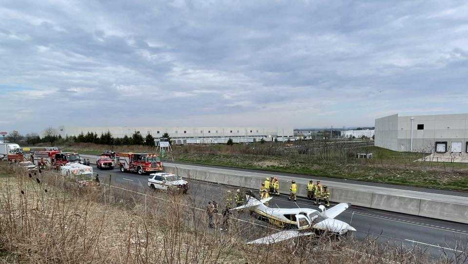 Plane lands on I-78 in Lehigh County