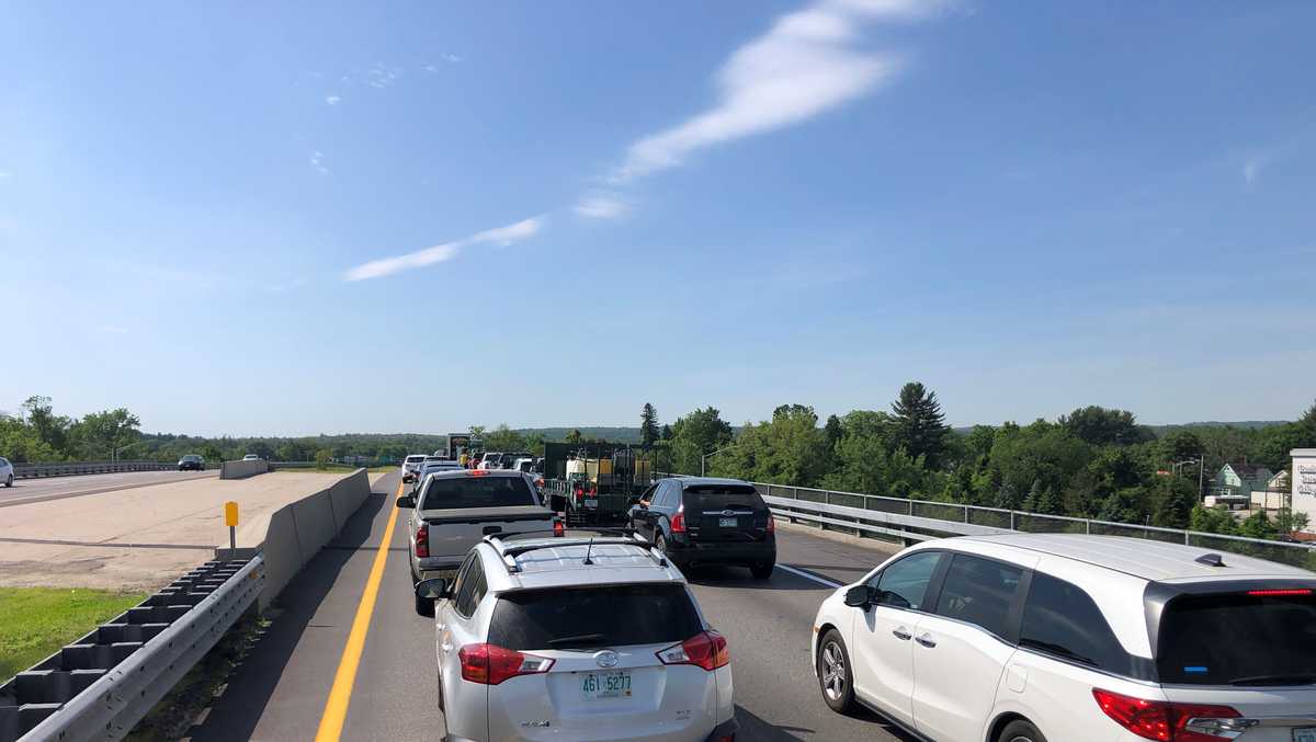 I-93 South closed in Concord after crash