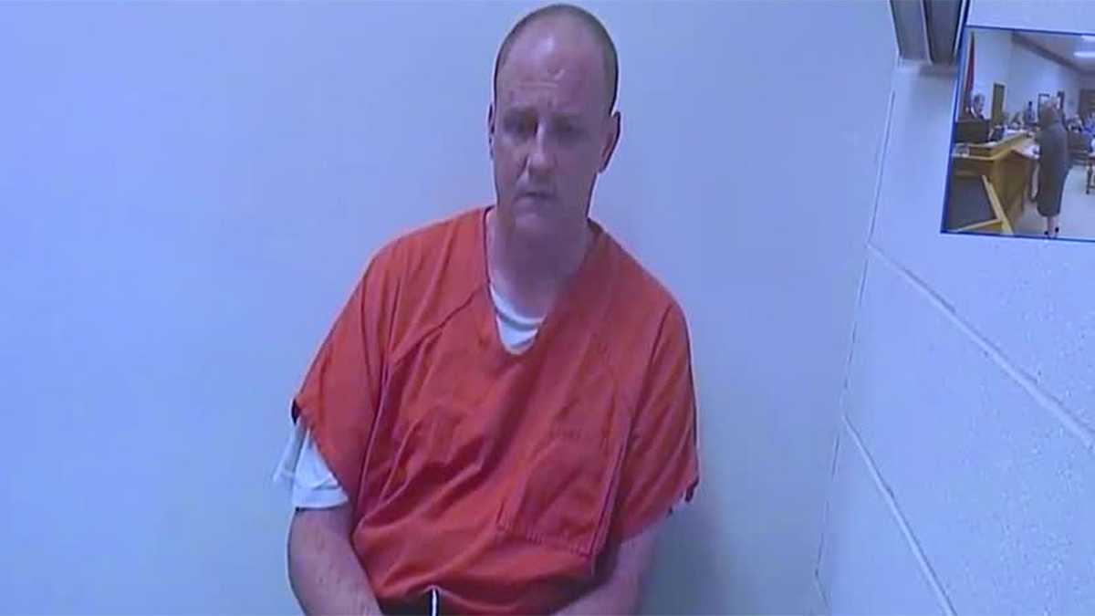 Missouri police shooting suspect with NH record arraigned