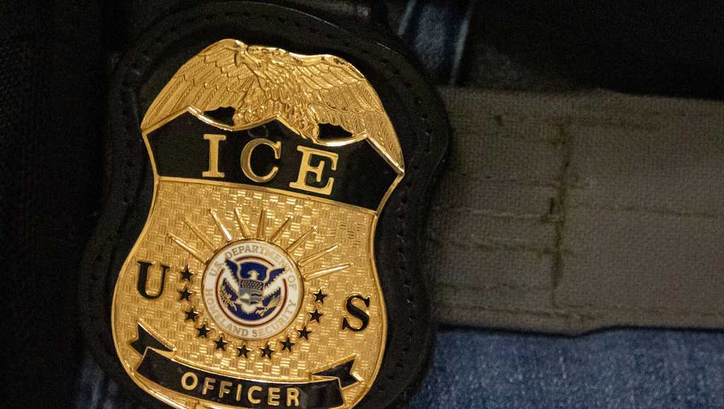 Trump reverses suspension of ICE vehicle stops after fatal shootings