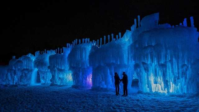 Opening date for NH Ice Castles revealed after weather delay - Vimarsana News