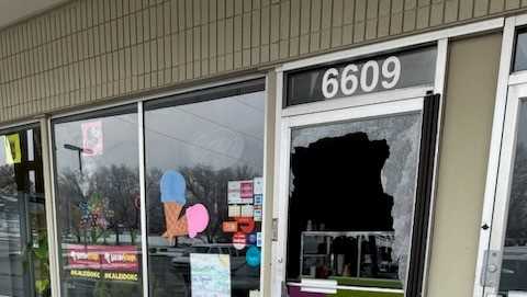 KCK small buisness asks for community support after break-in - Vimarsana News