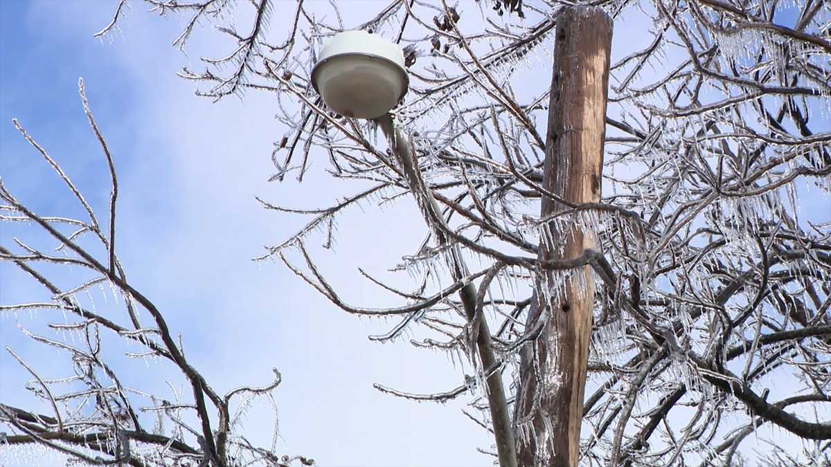 Winter storm damage assessments, power restoration top priorities in Mississippi