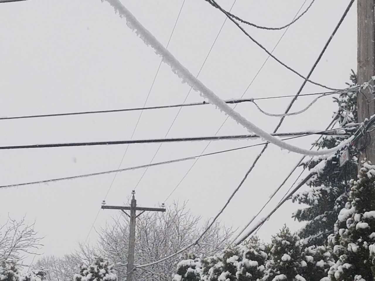 Heavy Snow Knocks Out Power To More Than 15,000