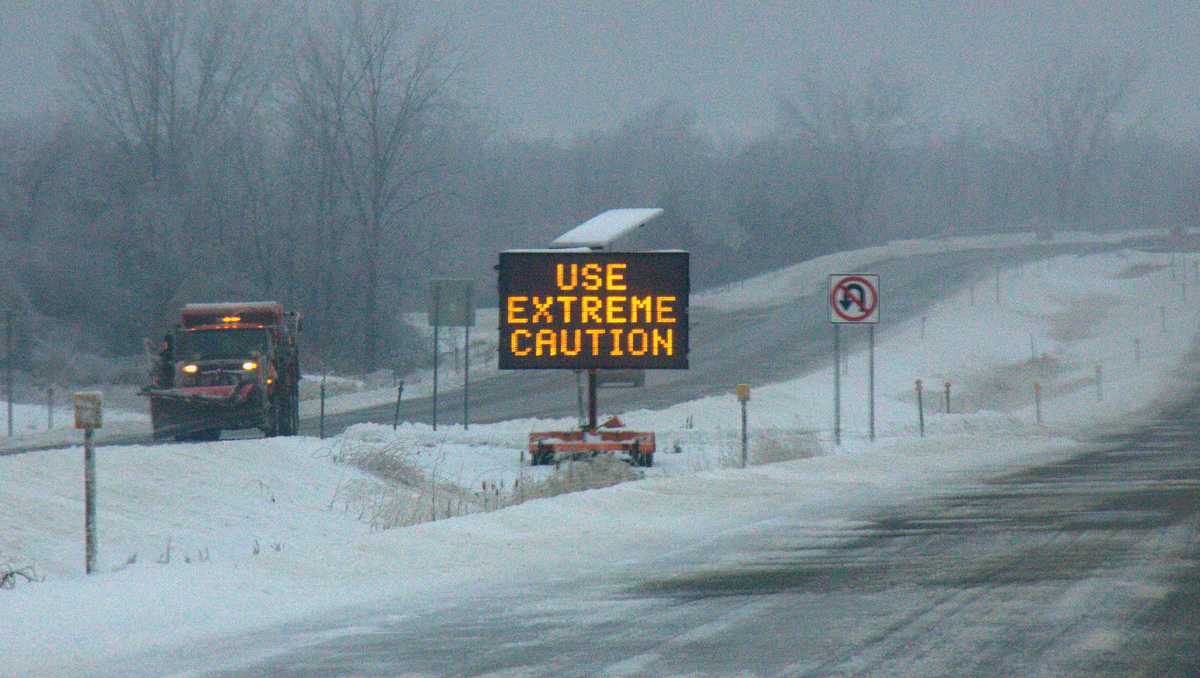 Nashua highway shutdown after crash involving 15 vehicles on Christmas Day