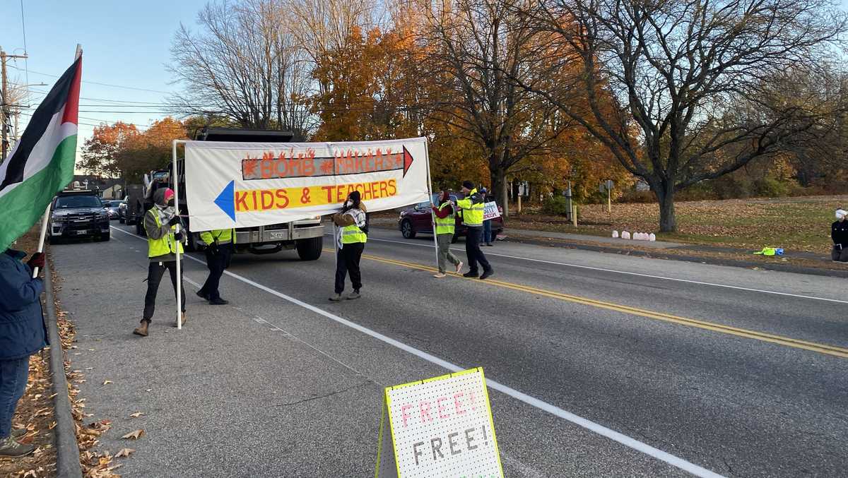 Protesters disrupt traffic in Saco while demanding end to US weapon ...