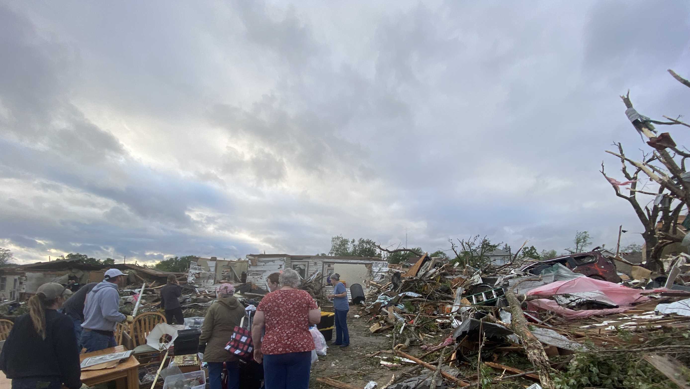 Iowa officials confirm at least one death following tornadoes - Vimarsana News