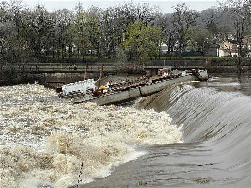 VIDEO: Barge breaks free, gets stuck over dam in Pennsylvania