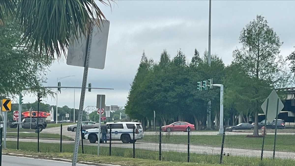 New Orleans police investigating a quadruple shooting on I-10 East at ...