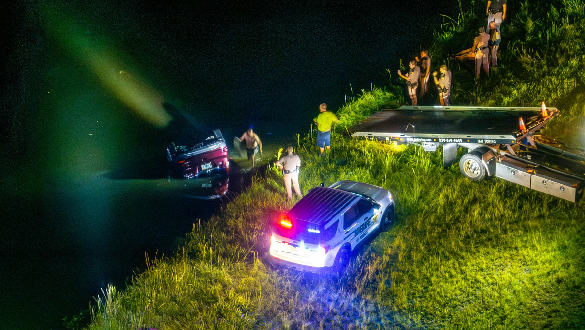 1 dead after car flips into Lehigh Acres canal; FHP investigating