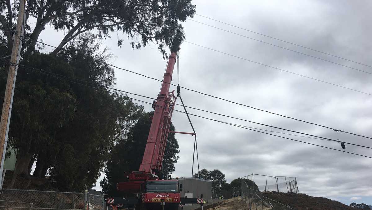 CalAm uses crane to lift Seaside pump station