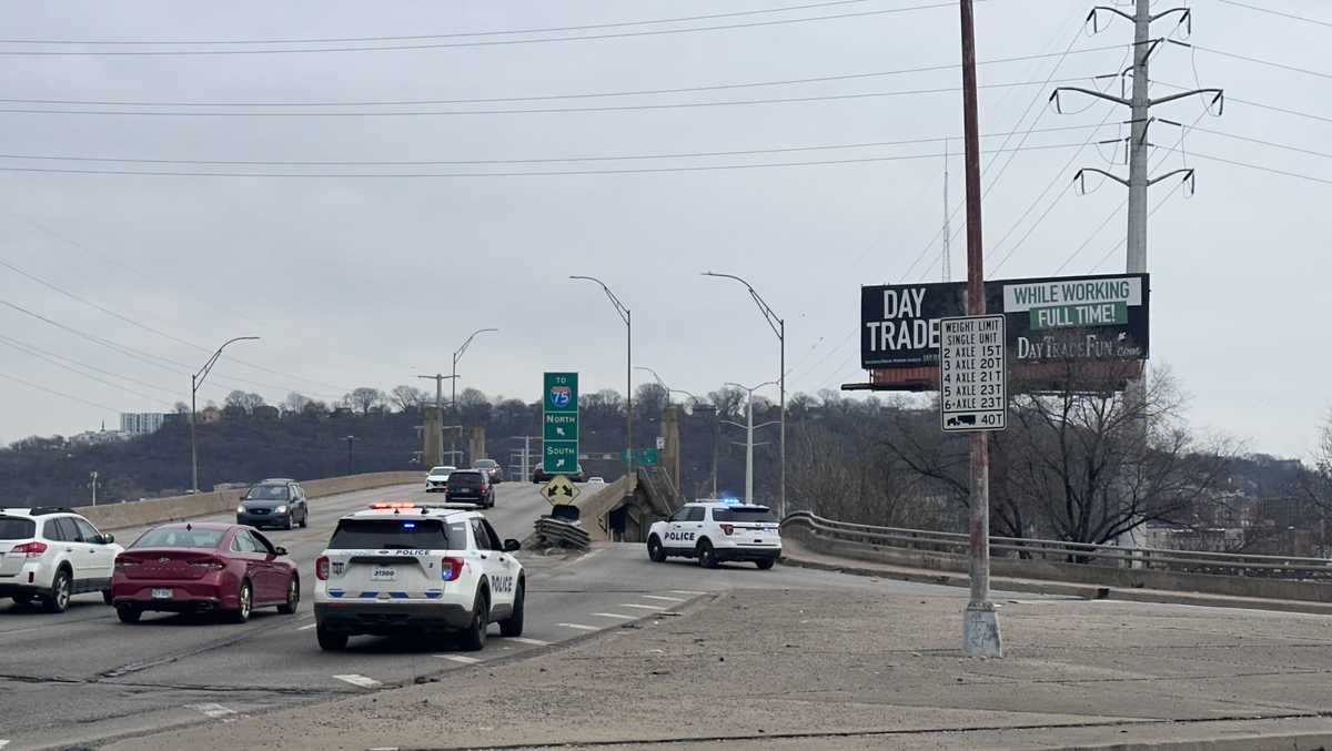 Police: Child hospitalized after shooting along I-75