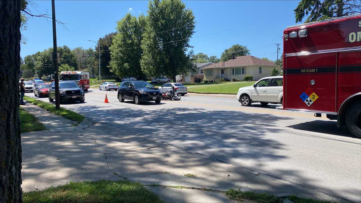 Motorcyclist critically injured in Omaha crash