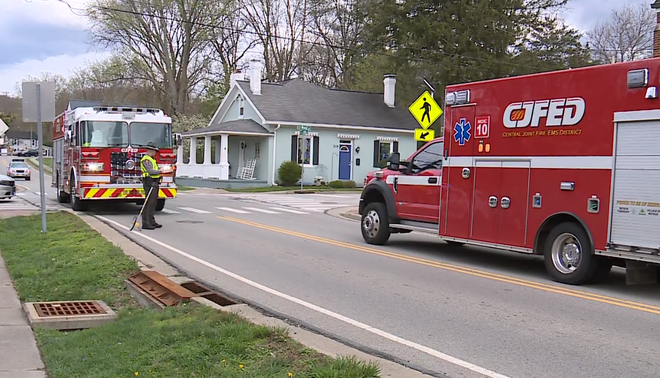 OHIO FIRE APPARATUS INVOLVED IN CRASH | Firefighter Close Calls ...