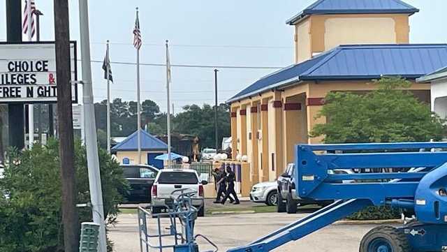 Hammond SWAT roll Super 8 hotel - Vimarsana News