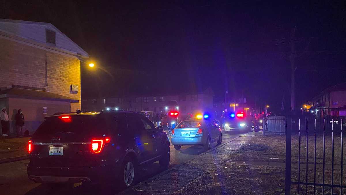 LMPD investigating after woman fatally shot in Algonquin apartment complex