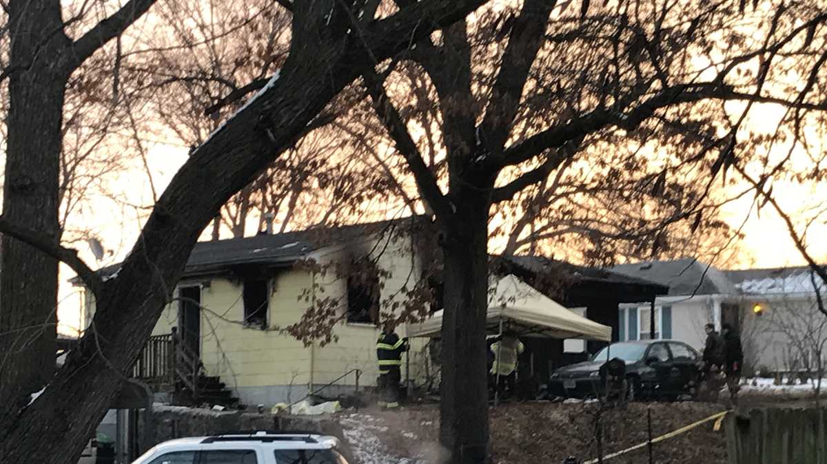 KCFD: Adult brother and sister killed in early morning house fire