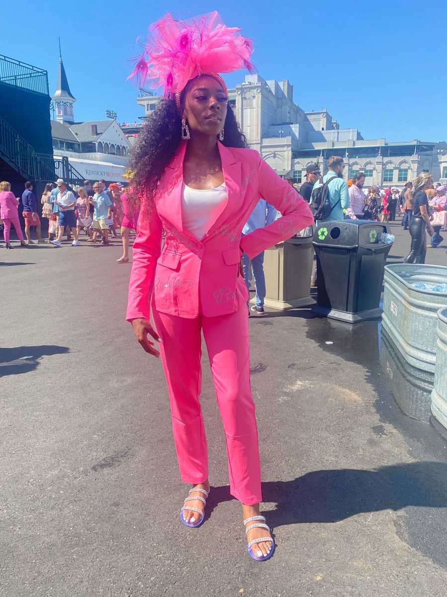 Kentucky Oaks fashion Check out the looks at Churchill Downs