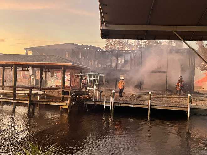 Fire erupts on Fort Myers Beach 10-10-24