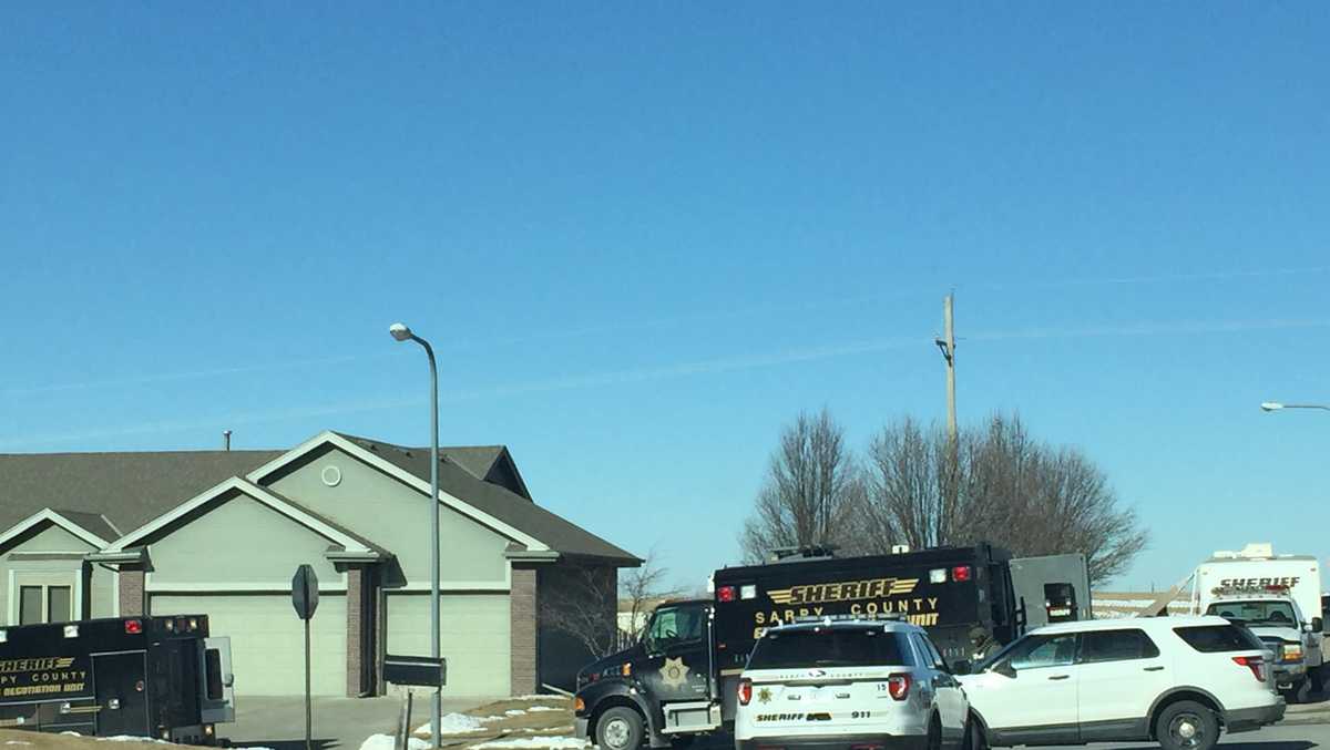 Gretna Public Schools placed on lockout, deputies surround home in the area