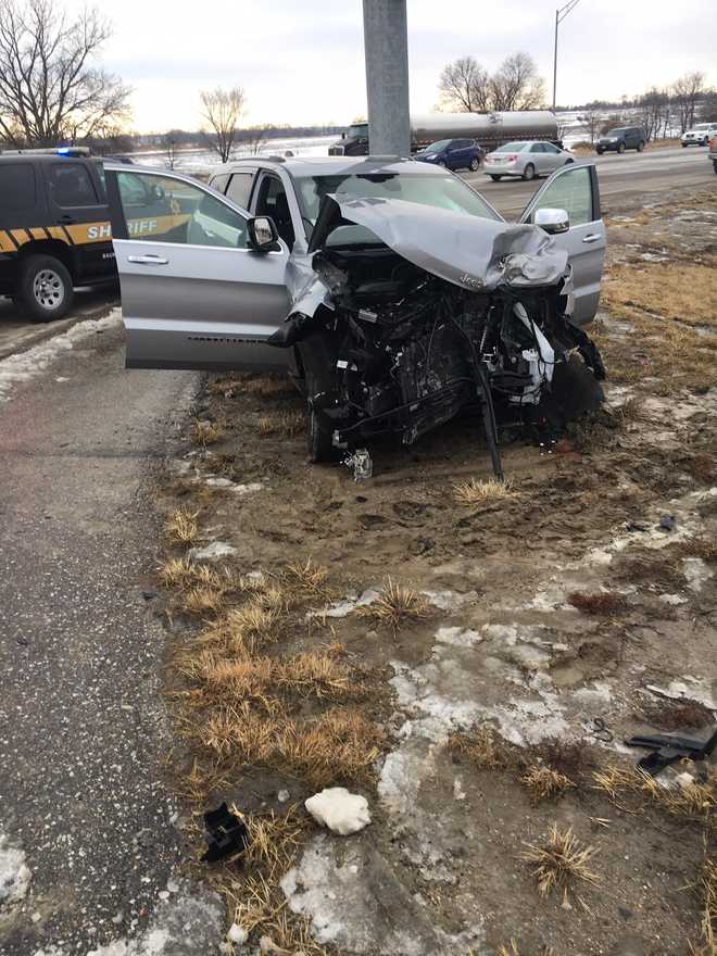 Deputies identify victims in Saunders County collision