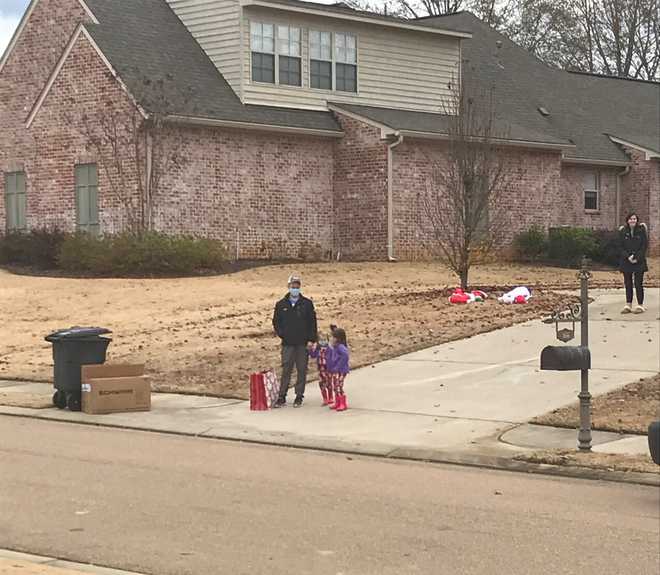 Madison, Rankin DA and neighbors surprise garbage crew with