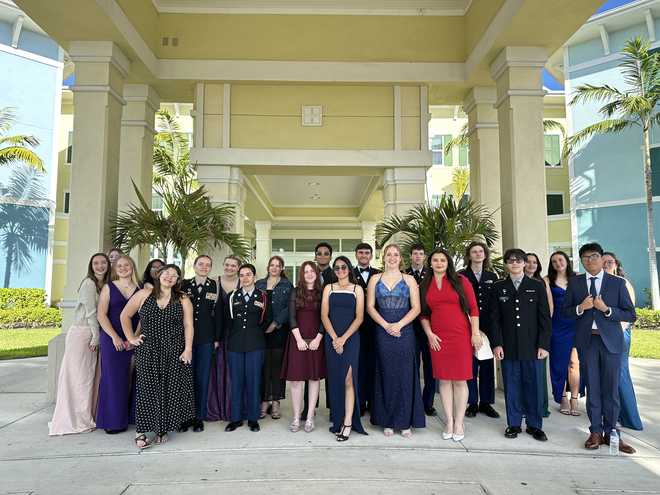 prom students