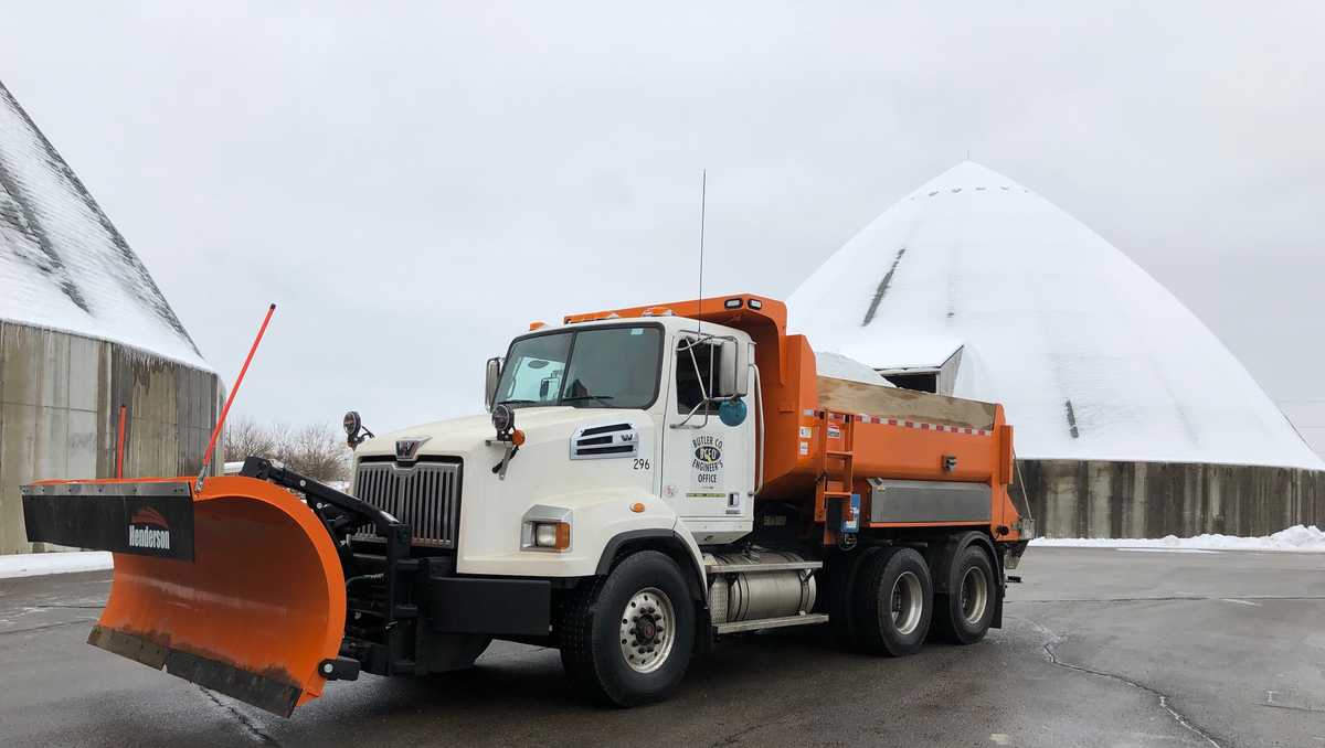 Road crews ready for round 2 of weekend wintry blast