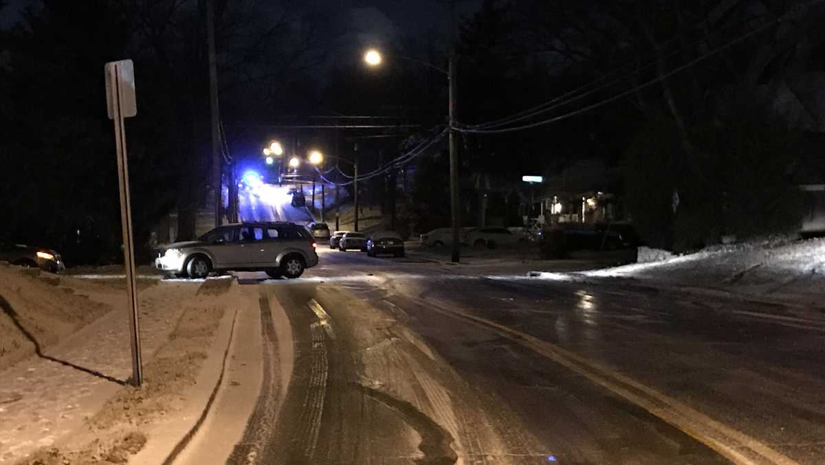 Snow, slick roads prompt school closures Monday
