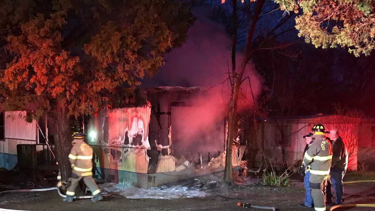 Fire Department responds to mobile home fire in Alma