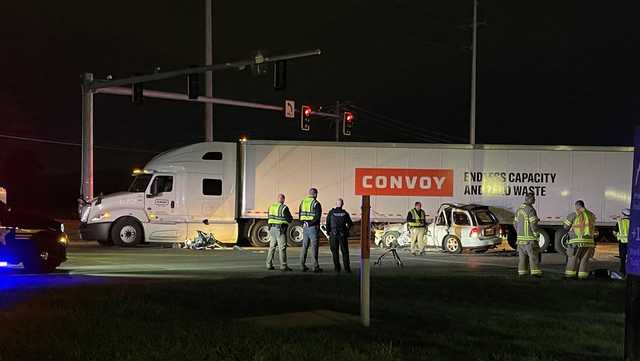 Crash, possible serious injuries, OH-747 and Duff Dr West Chester - Vimarsana News
