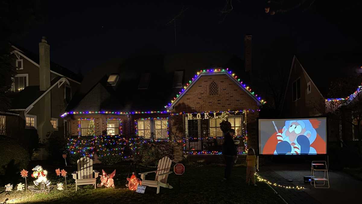 Sacramento Christmas Events 2022 Sacramento Christmas lights Pictures from the Fab 40s Sacramento Christmas Events 2022 Sacramento Christmas lights Pictures from the Fab 40s