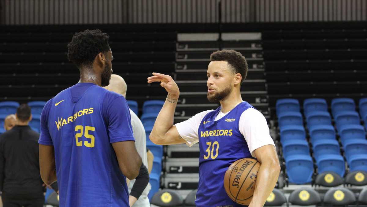 📺 Stephen Curry: first look from Santa Cruz Warriors practice