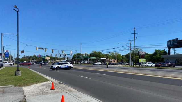 Savannah: Suspicious package shuts down busy road - Vimarsana News