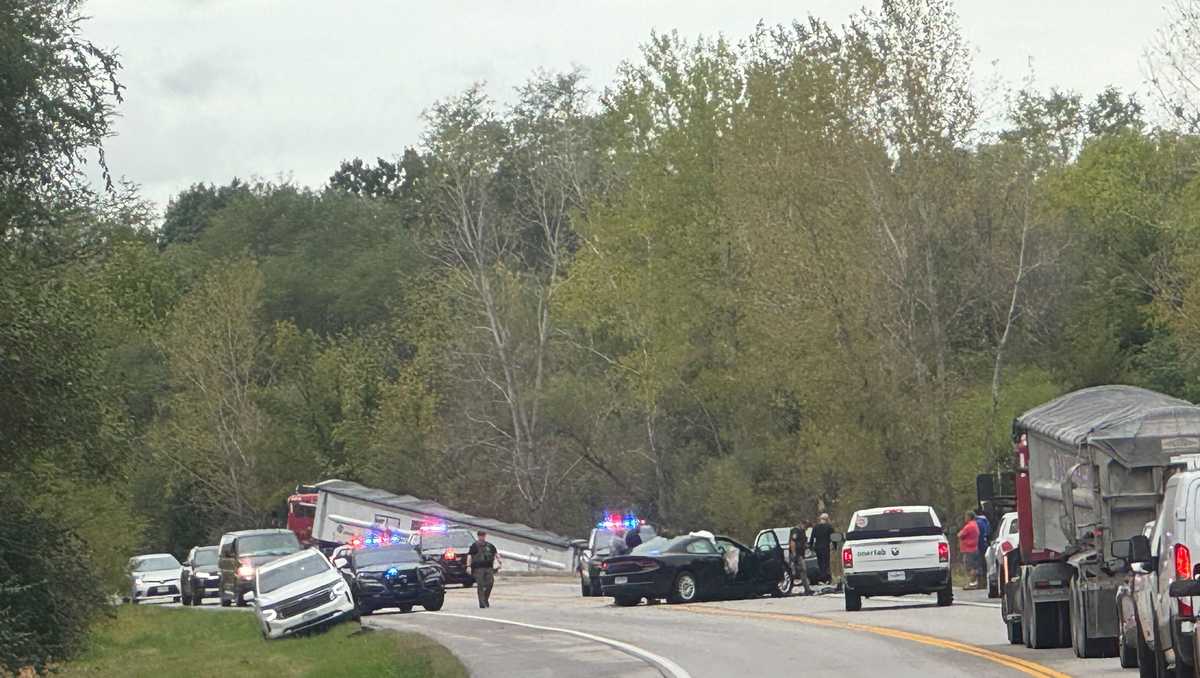 Missouri State Highway Patrol trooper seriously injured after crash with semi
