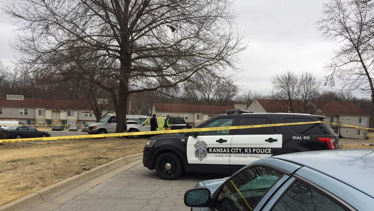 Police identify Edwardsville man as victim in homicide at KCK apartment