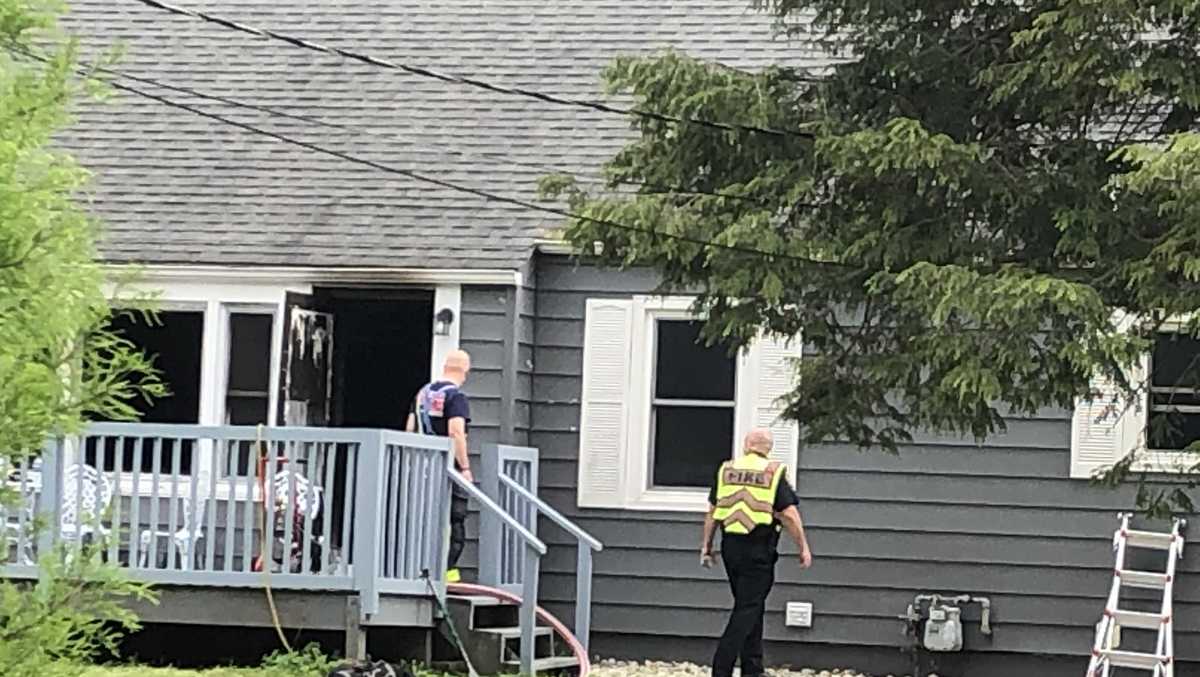 2 injured in Mason house fire