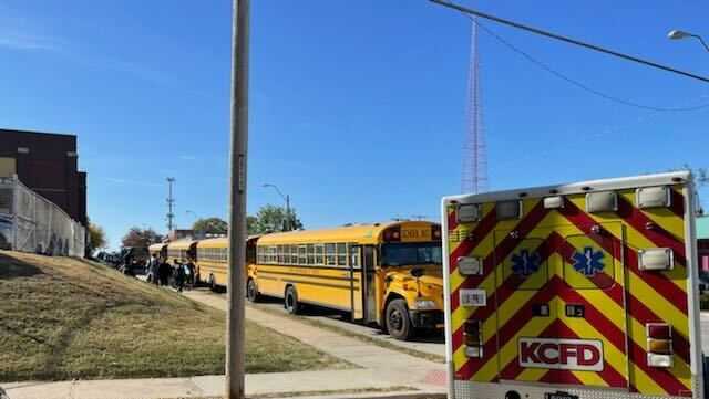 Kansas City emergency crews sent to Longfellow Elementary carbon monoxide leak - Vimarsana News