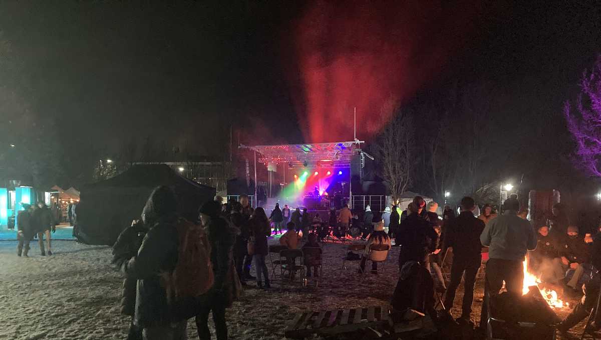 People brave cold temperatures to ring in the new year