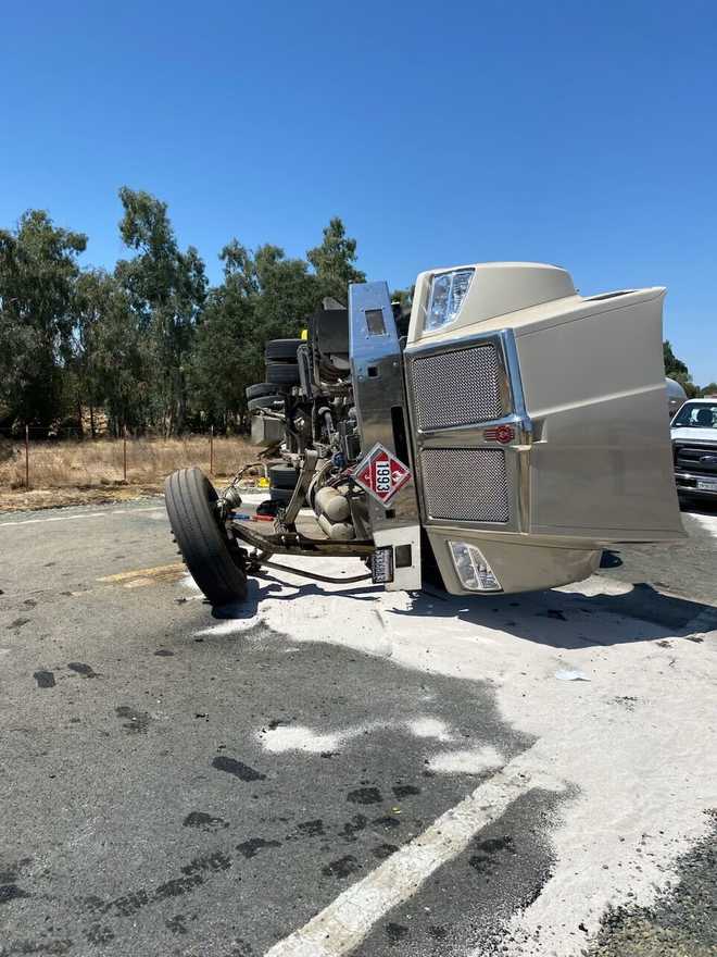 A photo of the overturned fuel truck