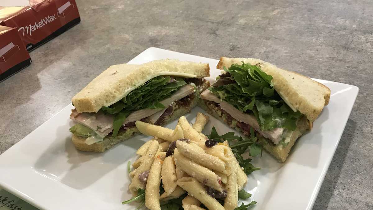 Sacramento sandwich shop thrives 1 year after opening