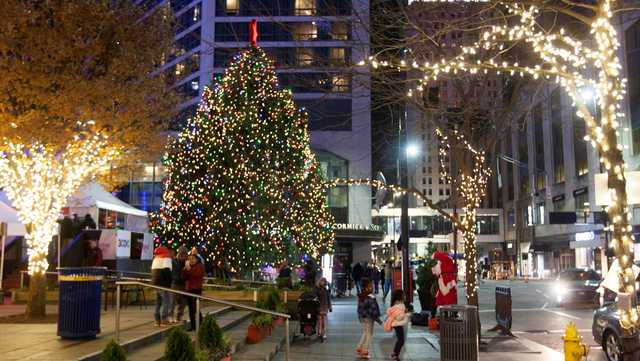 98 Degrees at Christmas 2018 stops in Cincinnati