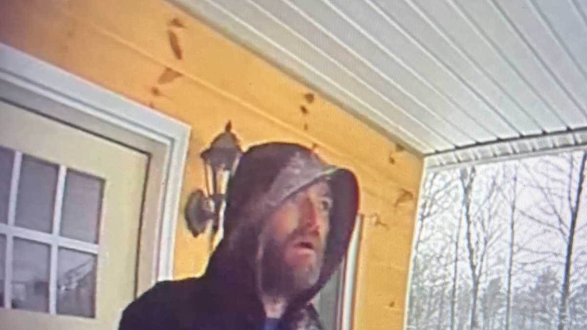 Vermont State Police searching for Groton home break in suspect