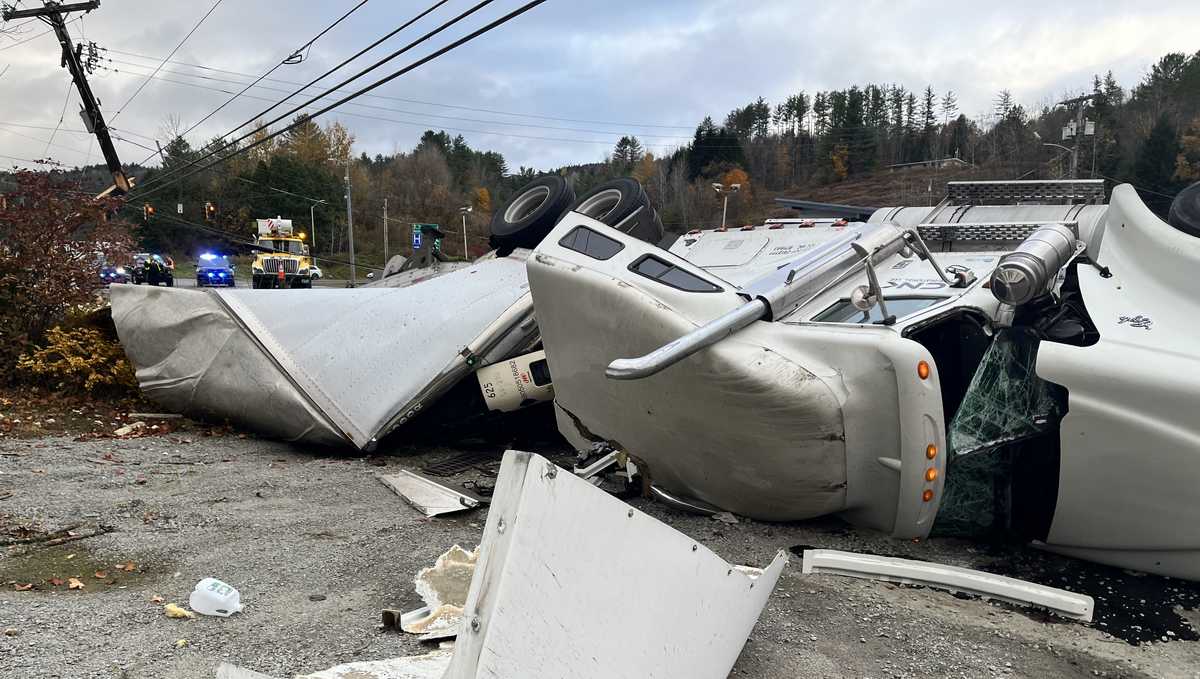 Truck carrying 35,000 lbs of cheese overturns in Berlin, Vermont